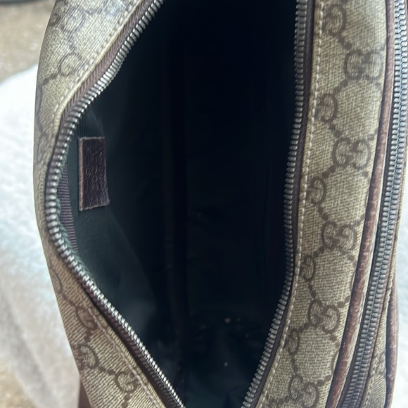 Gucci Gg Supreme Gg Plus Shoulder Bag - Picture 9 of 13